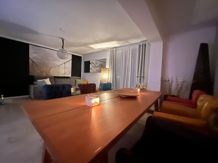 Ein Charmanter Zweifamilienhaus ベルリン エクステリア 写真
